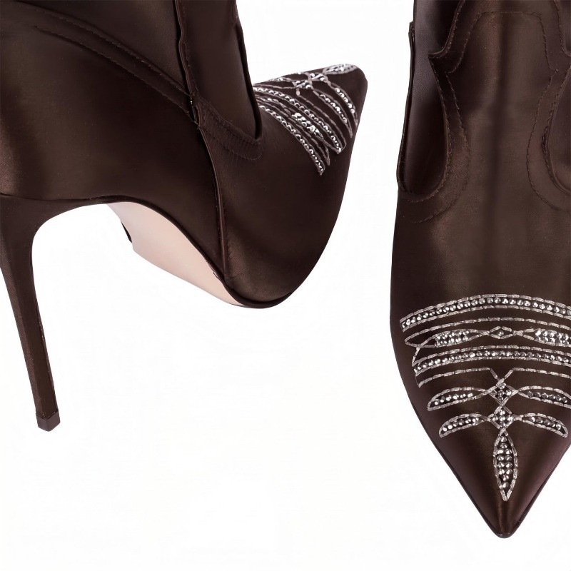European and American Women's  - đánh giá và giá Embroidery Designer