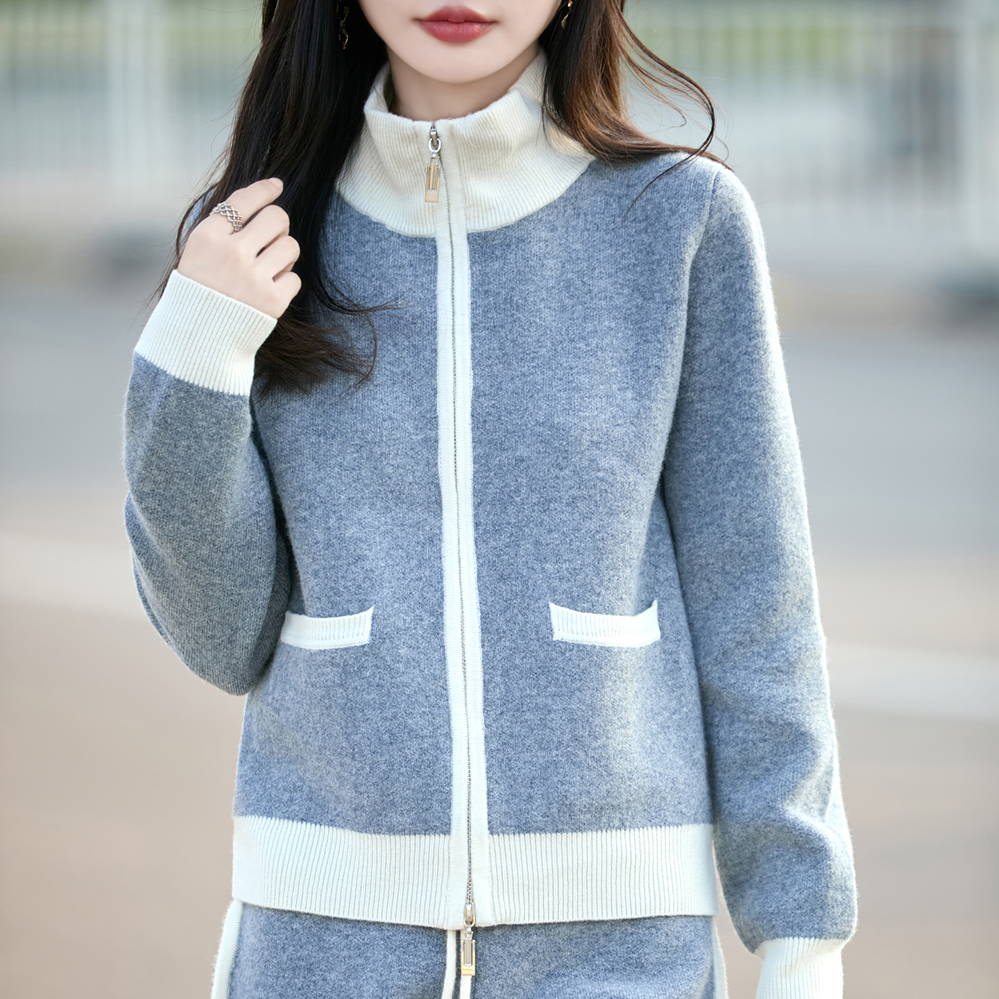 Luxury 100% Merino Wool Two Pi - đánh giá và giá Embroidery Cardigan